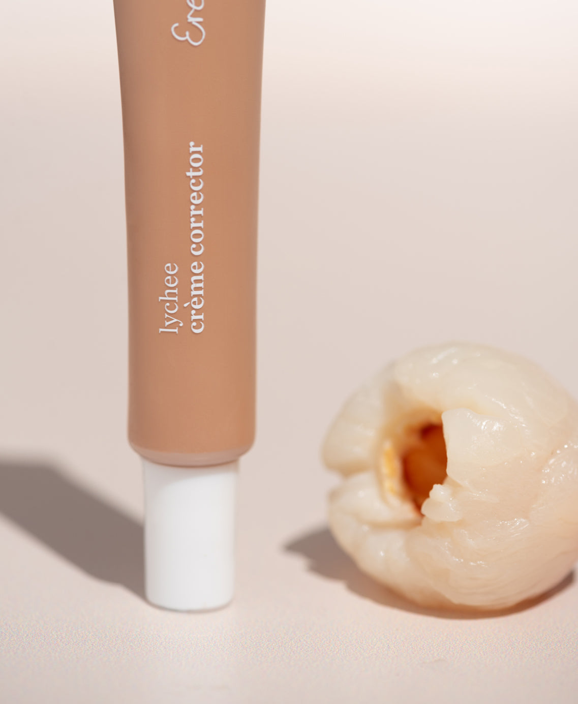 lychee crÃ¨me corrector Ere Perez 